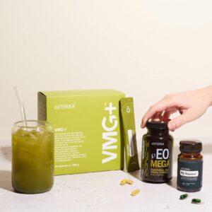 Wohlbefinden Bundle Nahrungsergänzung mit VMG+, vEO Mega und PB Restore auf hellem Untergrund